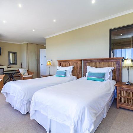 Whale Waters Self Catering Gansbaai Apartment De Kelders Bagian luar foto