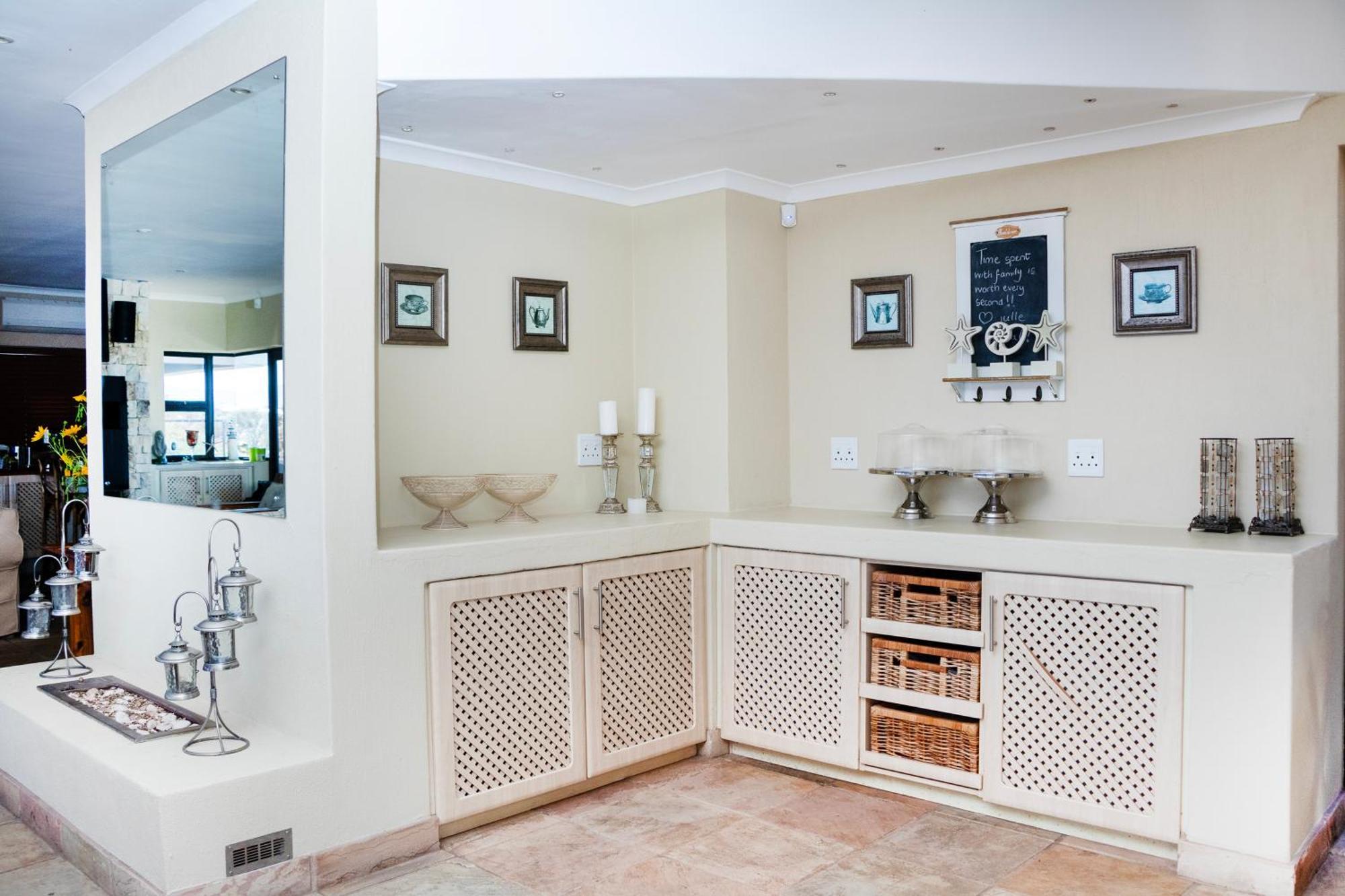 Whale Waters Self Catering Gansbaai Apartment De Kelders Bagian luar foto